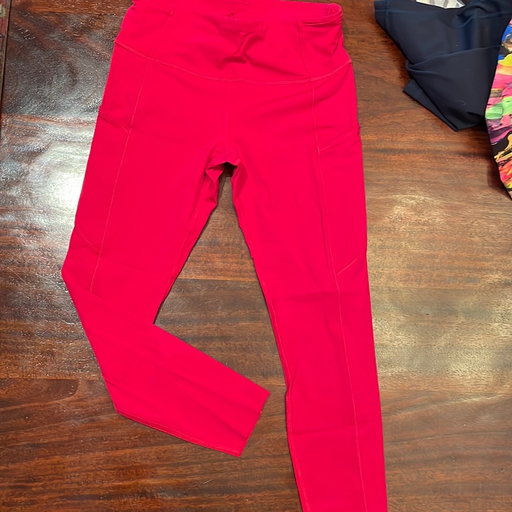Lululemon cropped leggings